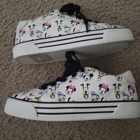 Zara Mickey Mouse girls shoes size 13 - Picture 2 of 3